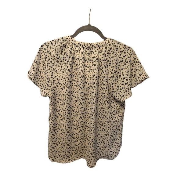H & M Black and White Floral Short Sleeve Top with V Neck Size Women's Small - Picture 2 of 5